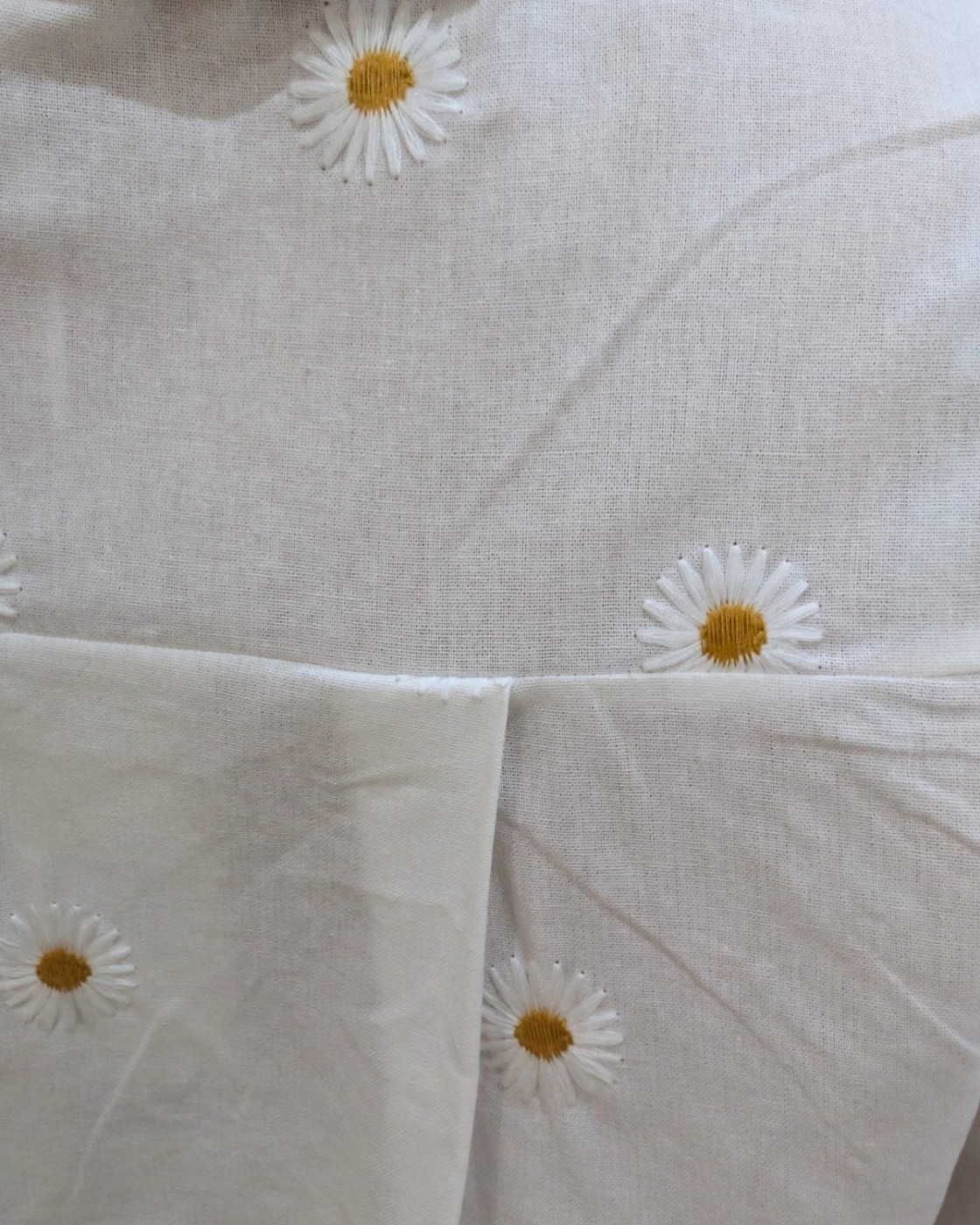 Chemisier femme blanc marguerites brodées