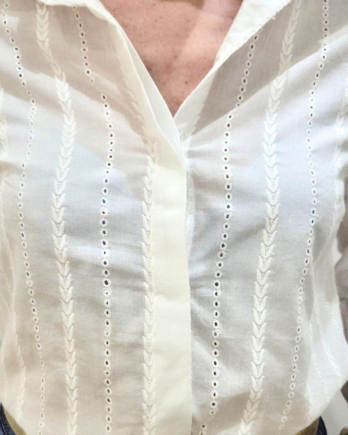 Chemisier femme blanc à broderies Elowen