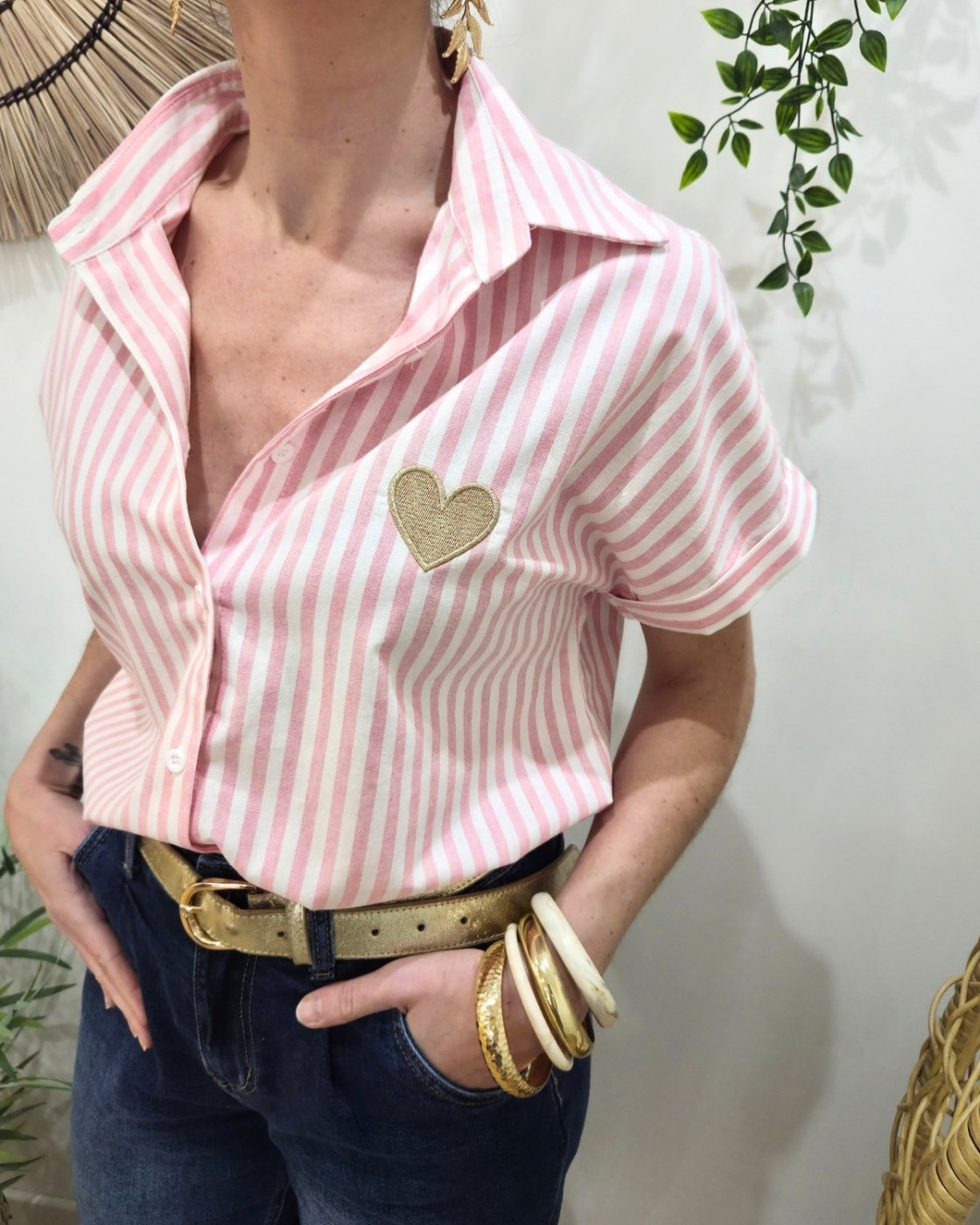Chemisier femme rayé rose et écru manches courtes coeur brodé doré
