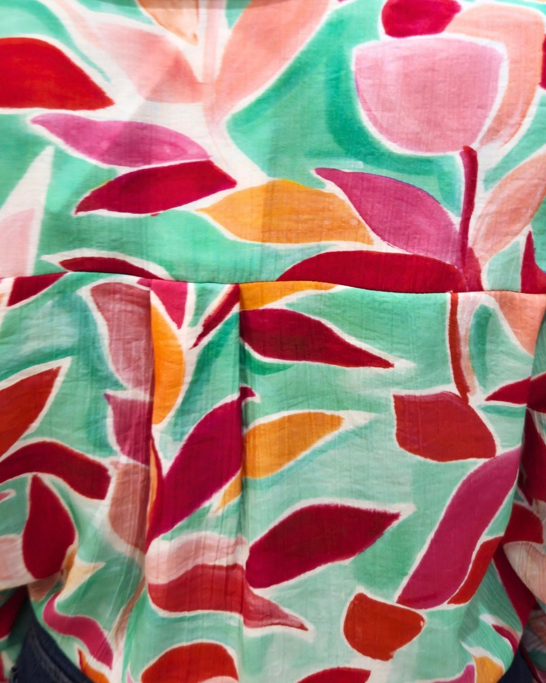 Chemisier femme vert d'eau feuillages roses orangés