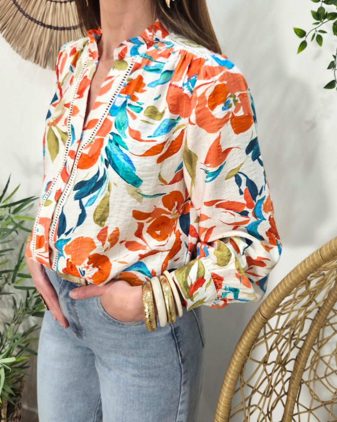 Chemisier femme écru feuilles vertes bleu et orange manches brodées Casilda