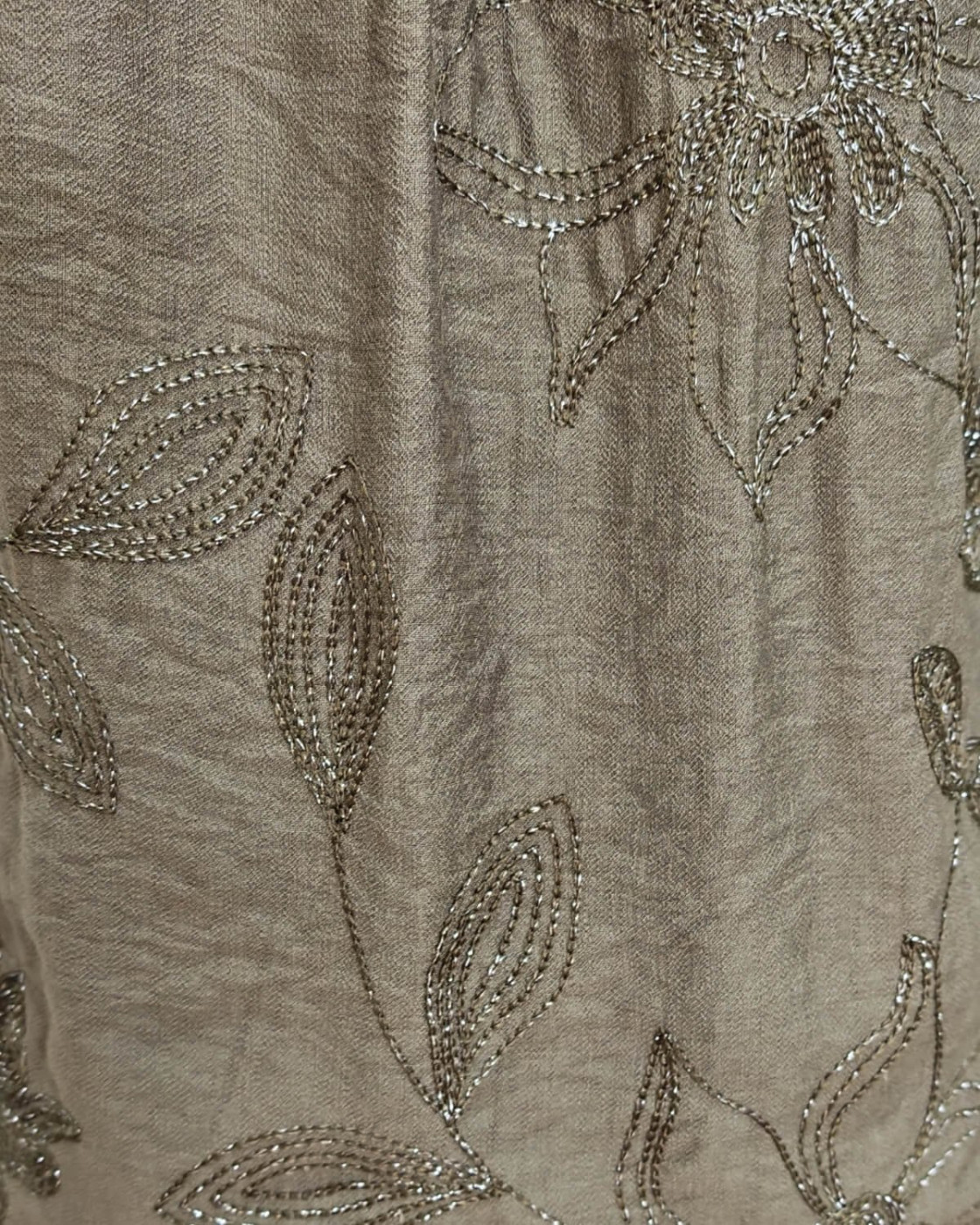 Chemisier femme kaki fleurs brodées liseré argent Zephyra