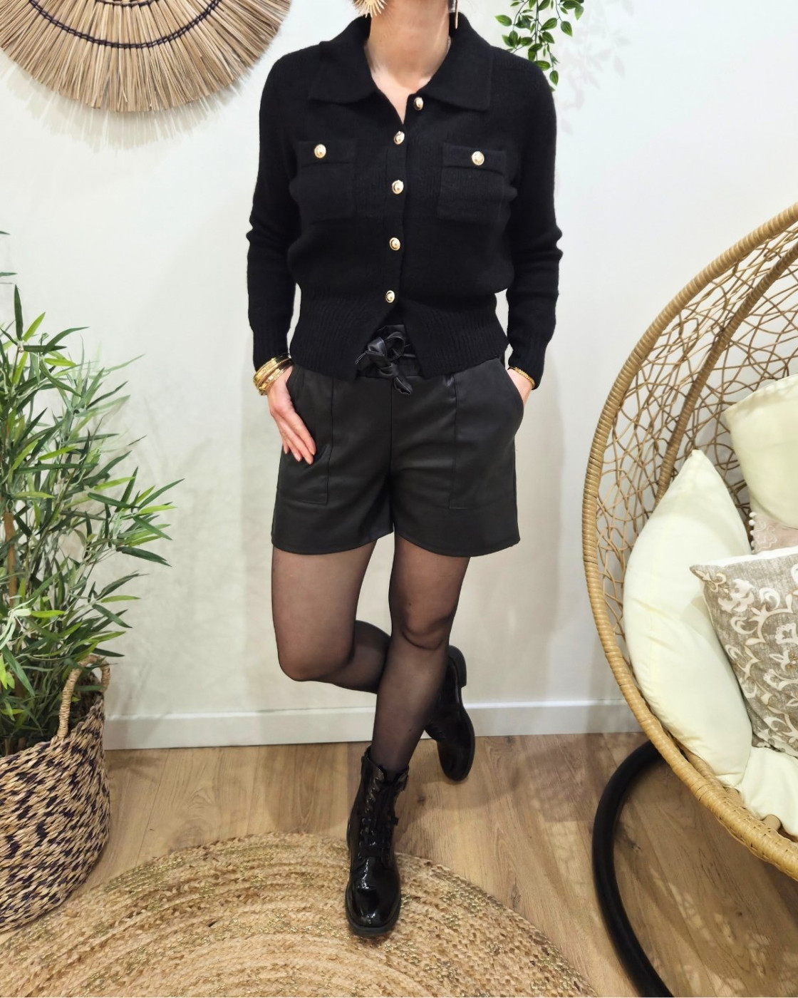 Gilet femme noir boutons dorés Cora