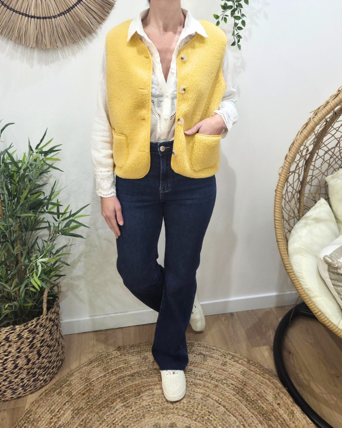 Gilet femme sans manche bouclettes jaune Alya