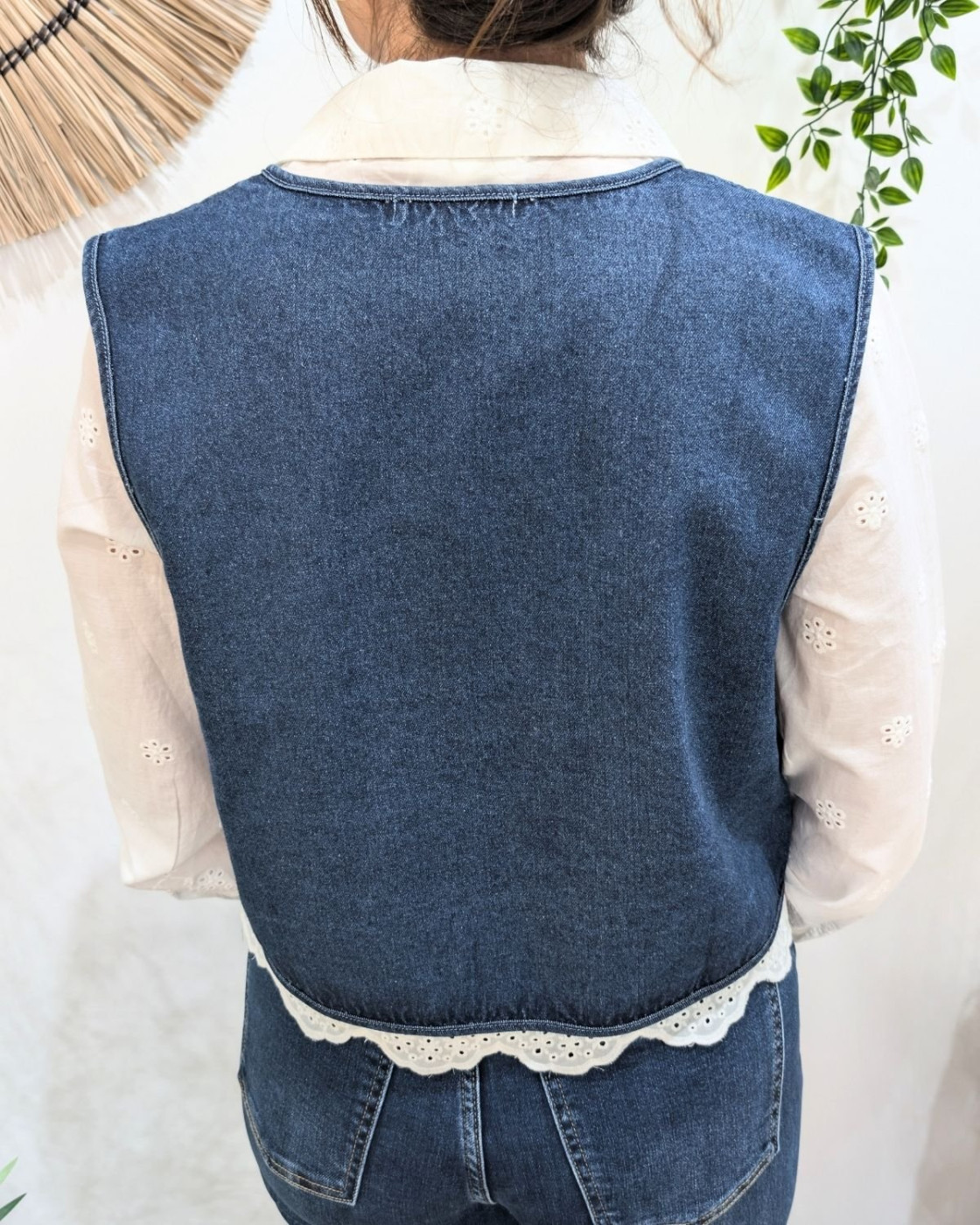 Boléro femme coton jean bleu broderies blanches