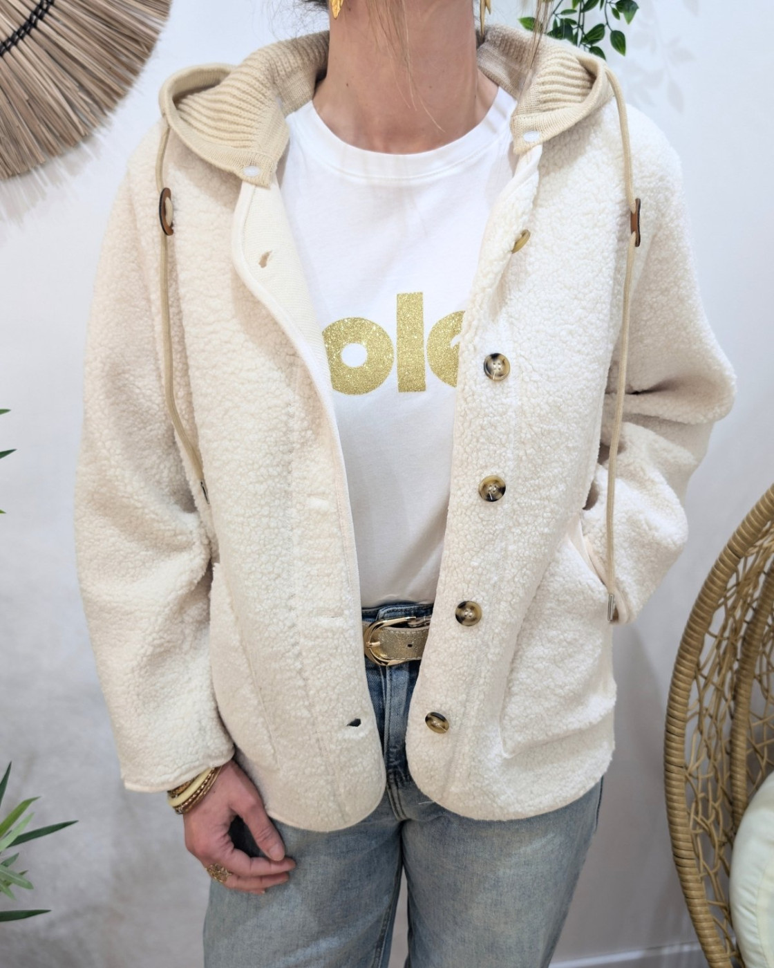 Gilet femme beige mouton bouclettes capuche amovible