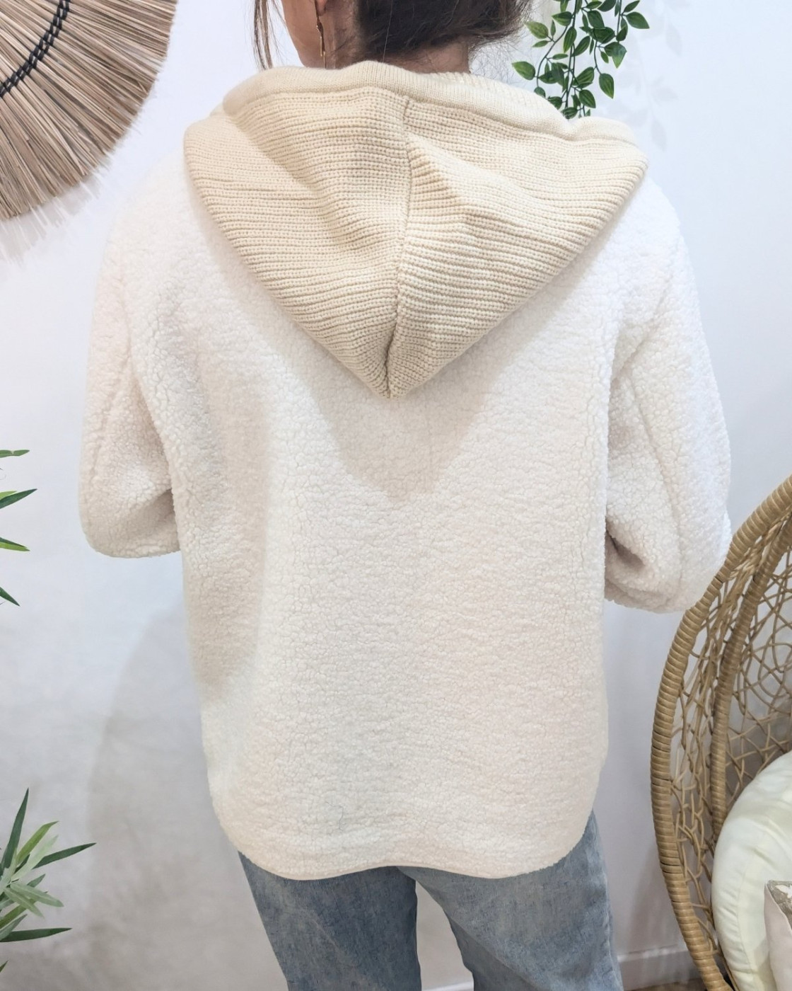 Gilet femme beige mouton bouclettes capuche amovible