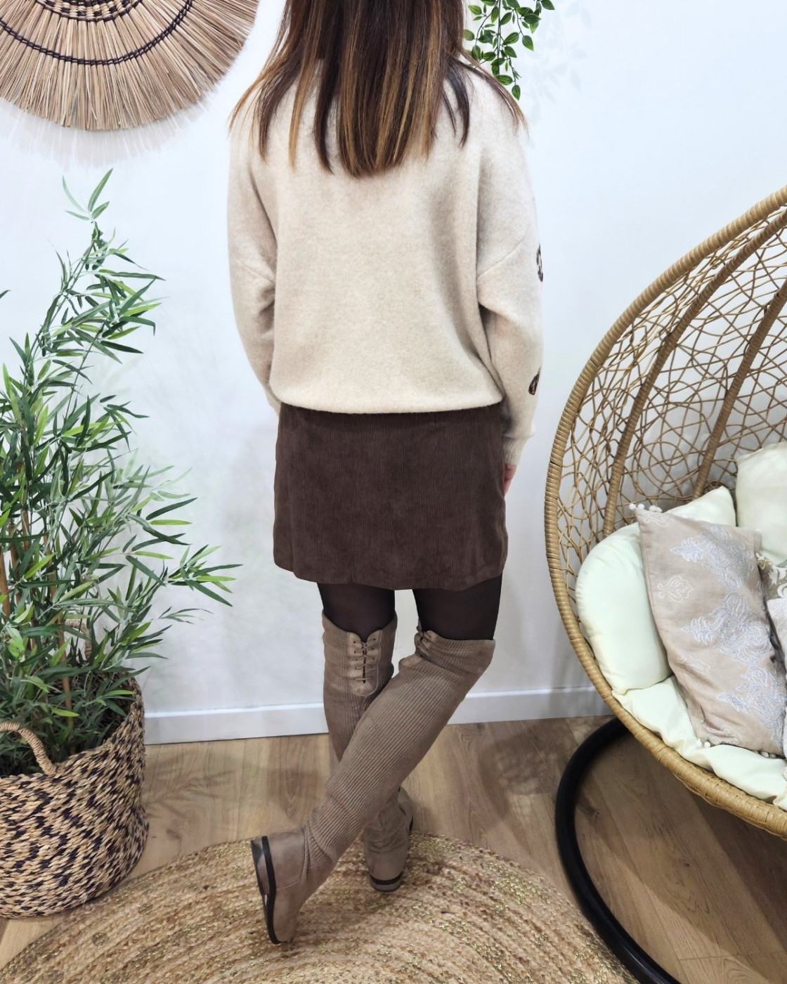 Jupe courte femme velours cotelé marron boutons dorés