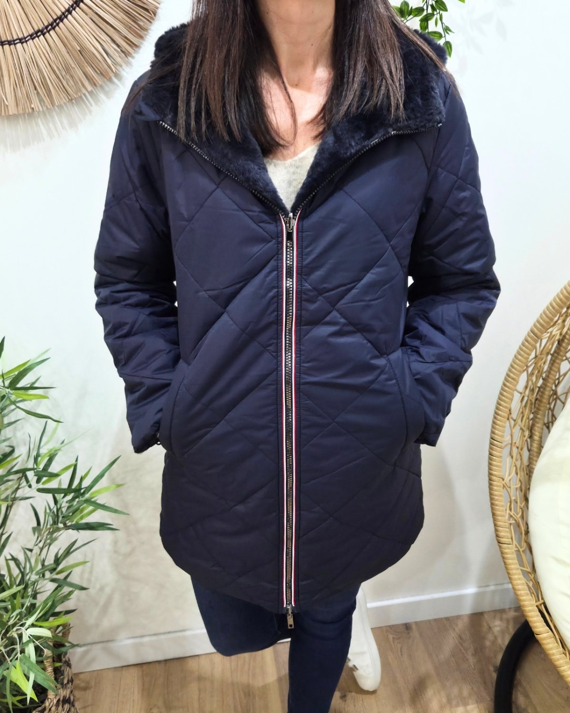 Parka longue femme bleu marine matelassée réversible fausse fourrure Lioba
