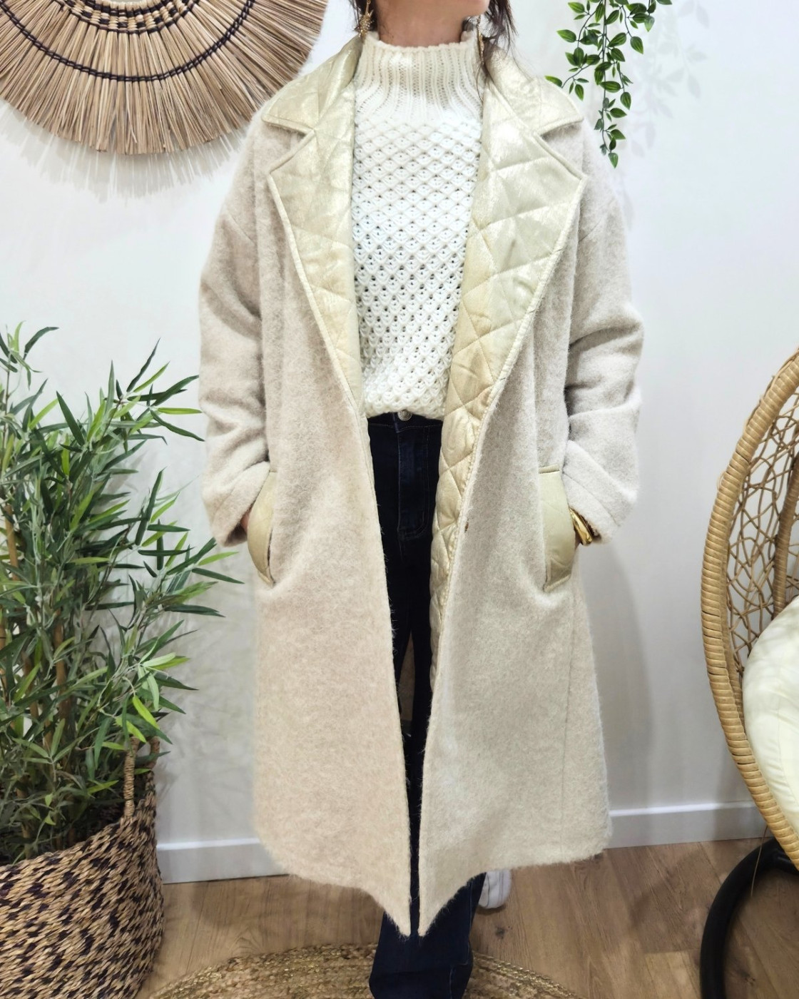 Manteau long femme col matelassé doré