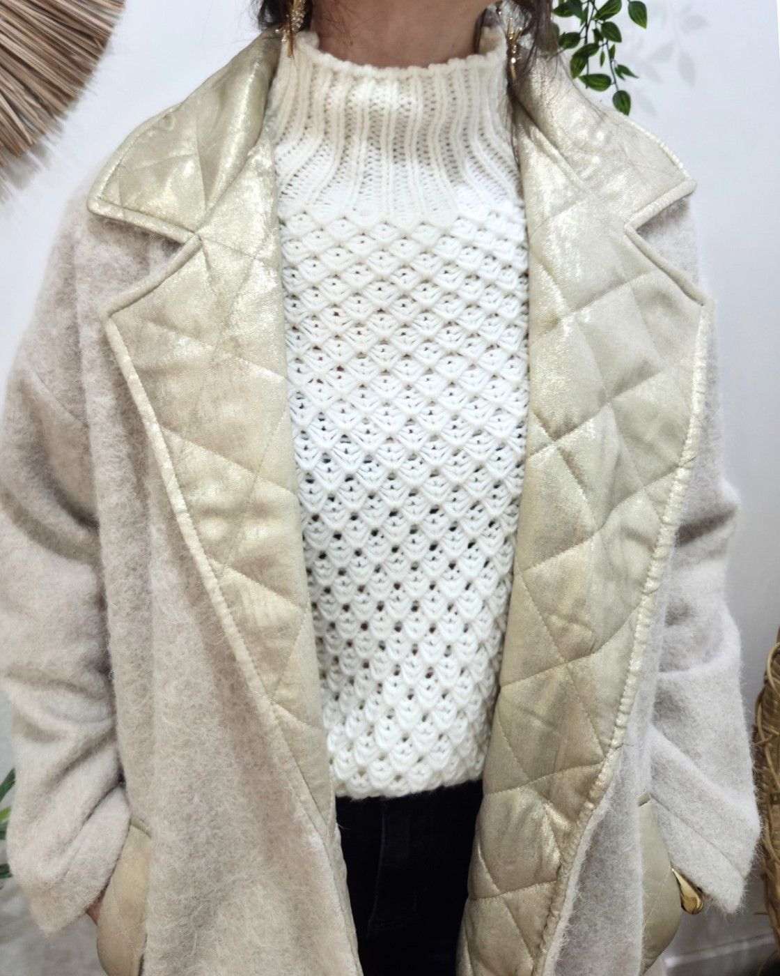 Manteau long femme col matelassé doré