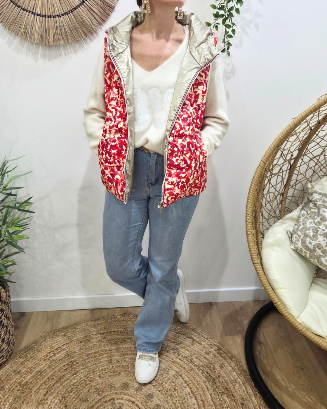 Doudoune femme sans manches dorée et motifs fuchsias orangés réversible