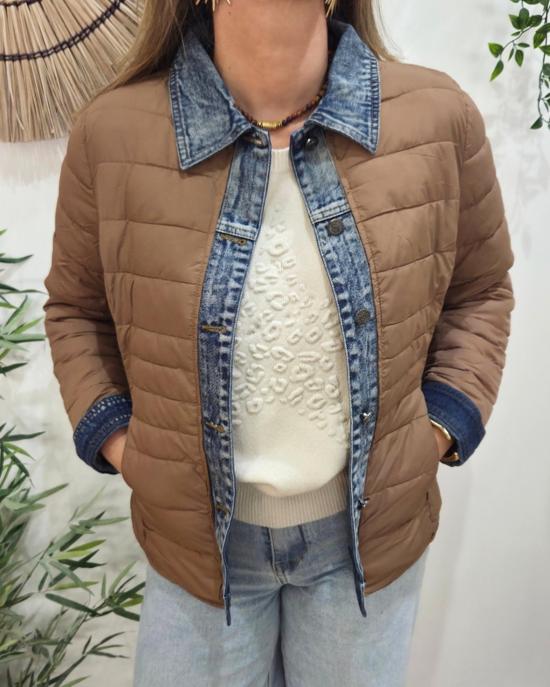 Doudoune femme marron café rebords jeans