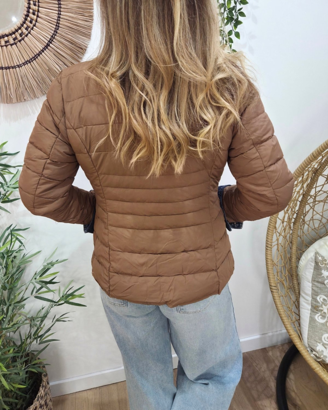 Doudoune femme marron café rebords jeans