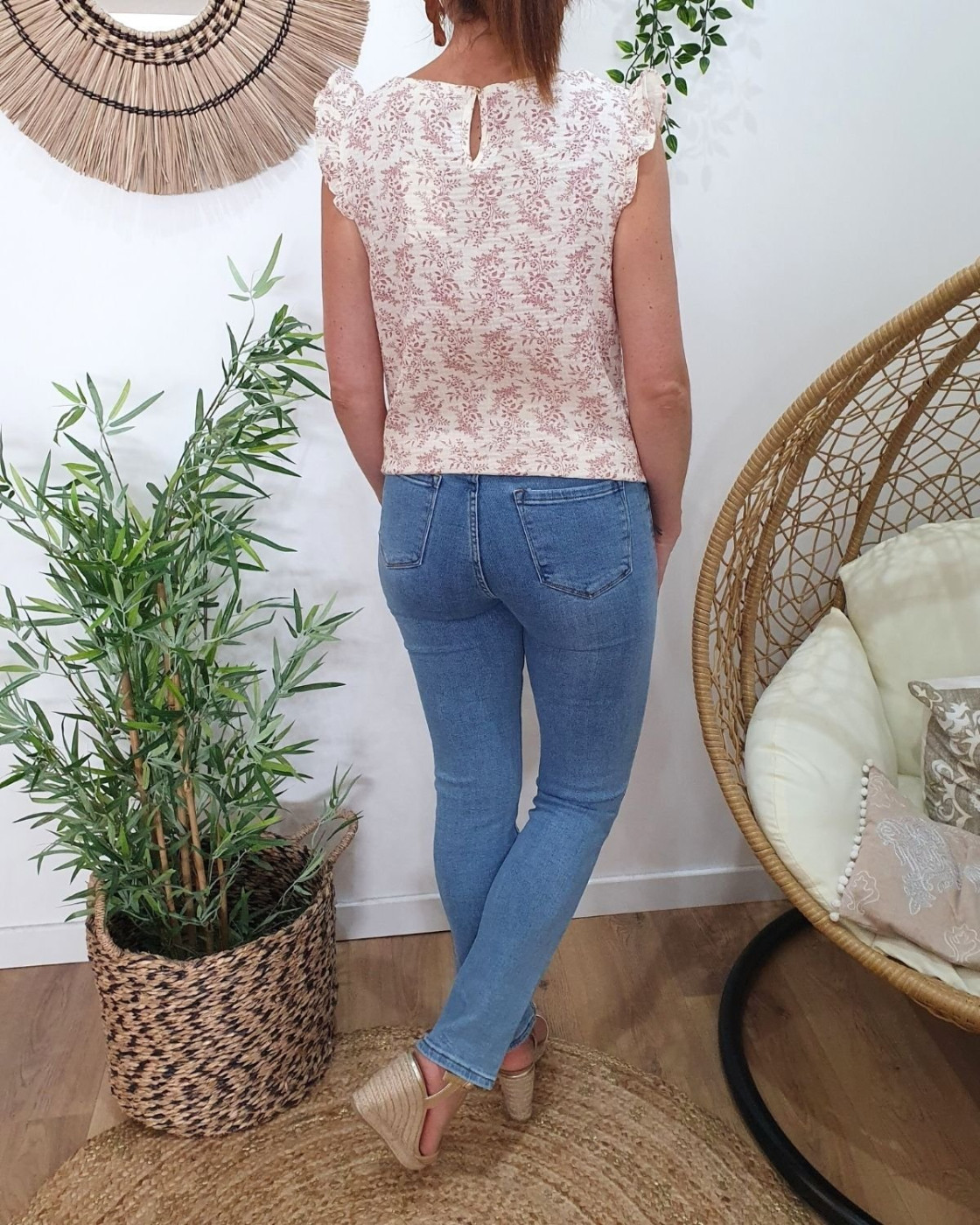 Jean femme bleu clair coupe droite taille haute