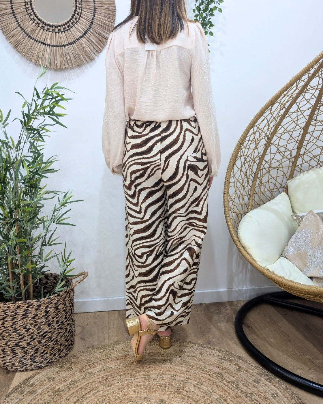 Pantalon fluide femme beige zebrures marrons camel Domitille