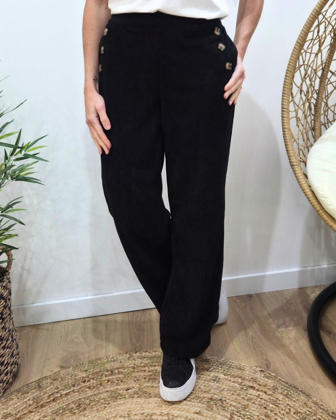 Pantalon large velours femme taille haute boutonné noir