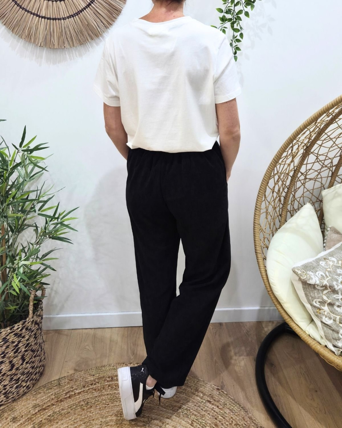 Pantalon large velours femme taille haute boutonné noir