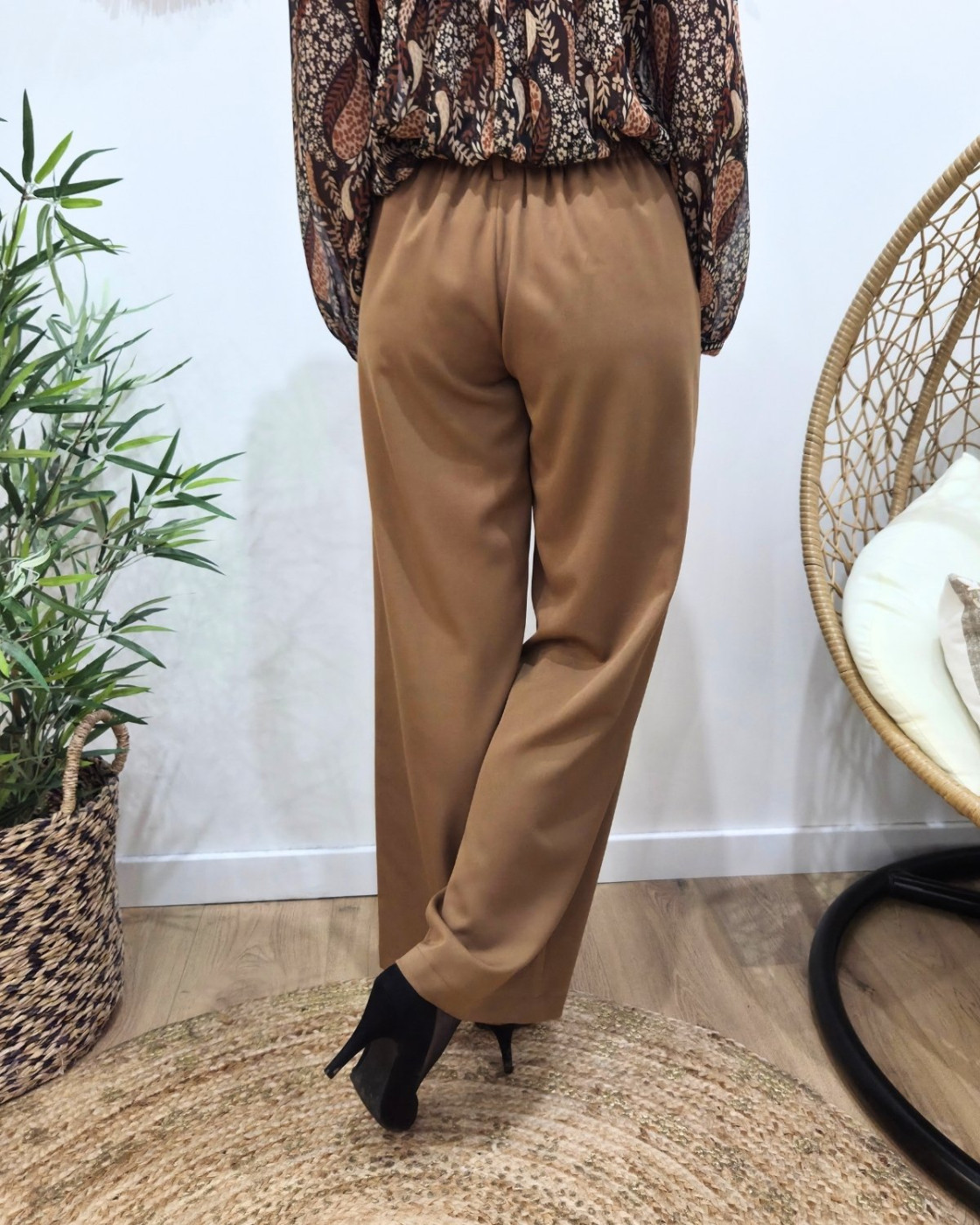 Pantalon femme camel fluide Zéa