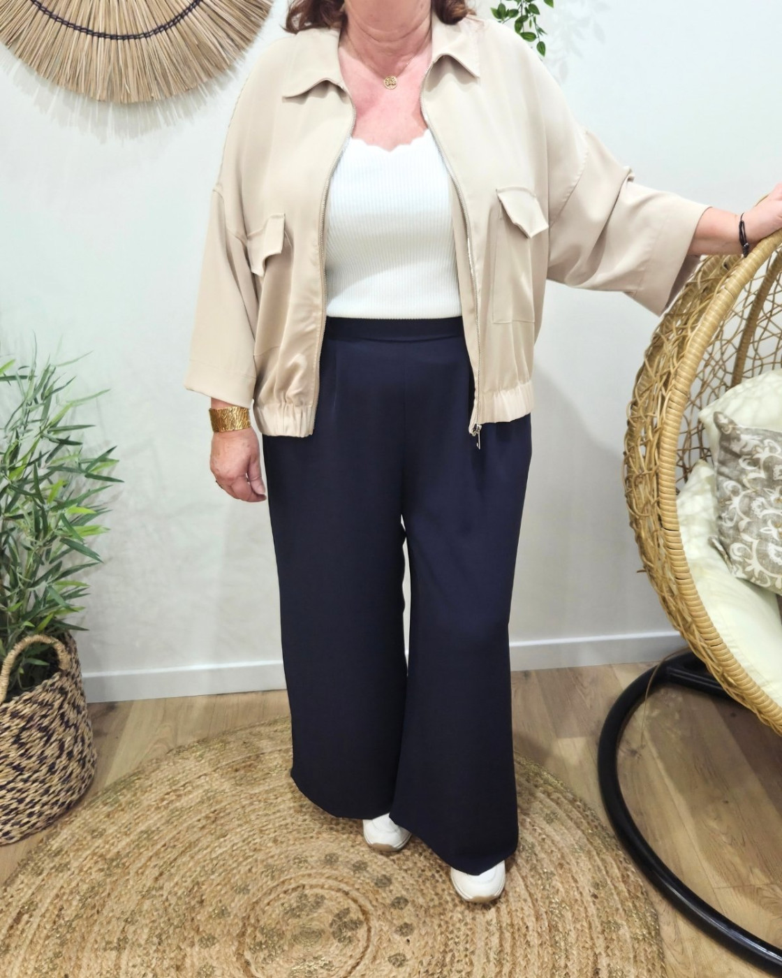 Pantalon femme élastiqué coupe large et fluide
