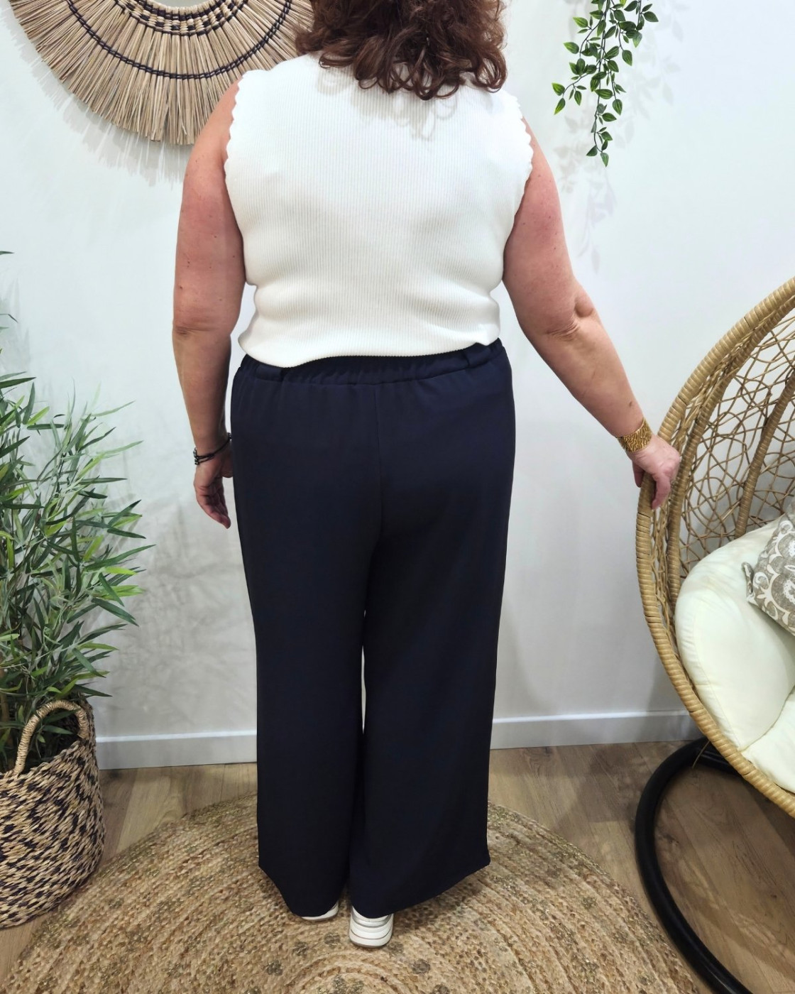 Pantalon femme élastiqué coupe large et fluide