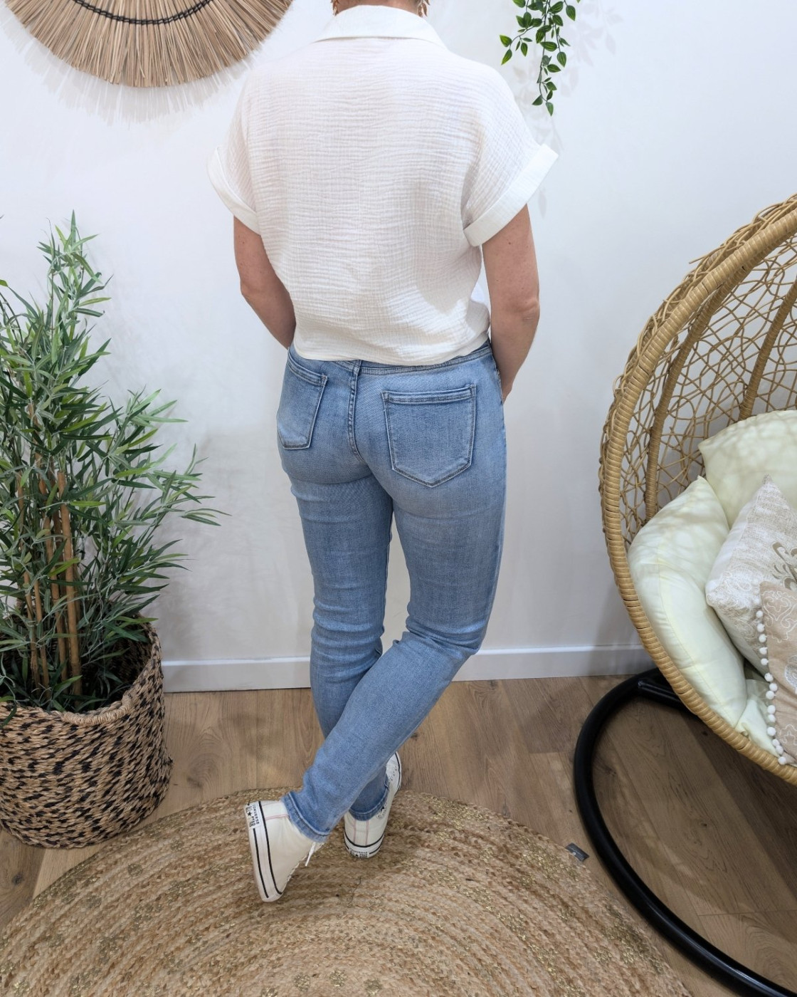 Jean femme slim power stretch push up bleu clair délavé coupe confort