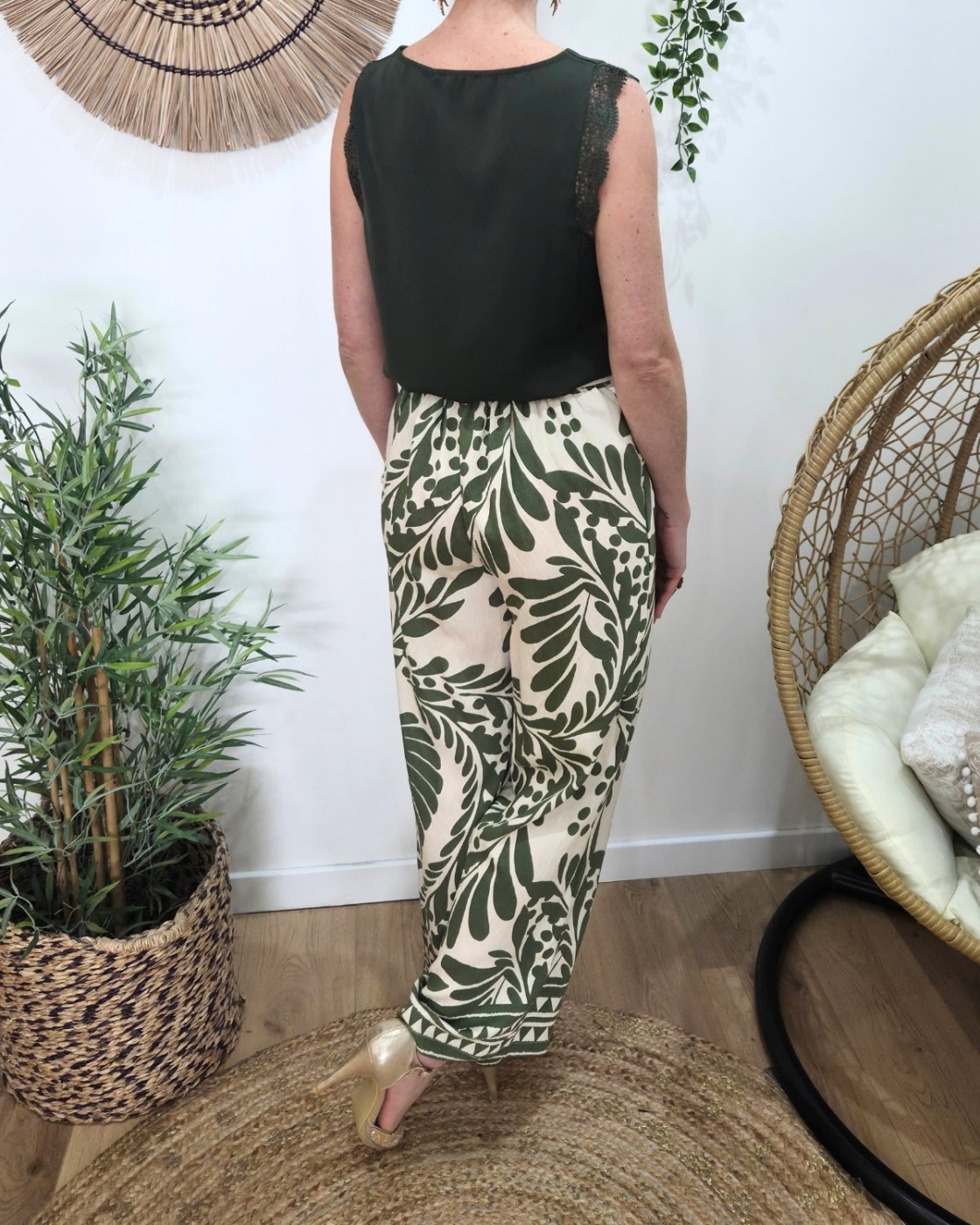 Pantalon femme fluide écru et vert Esra