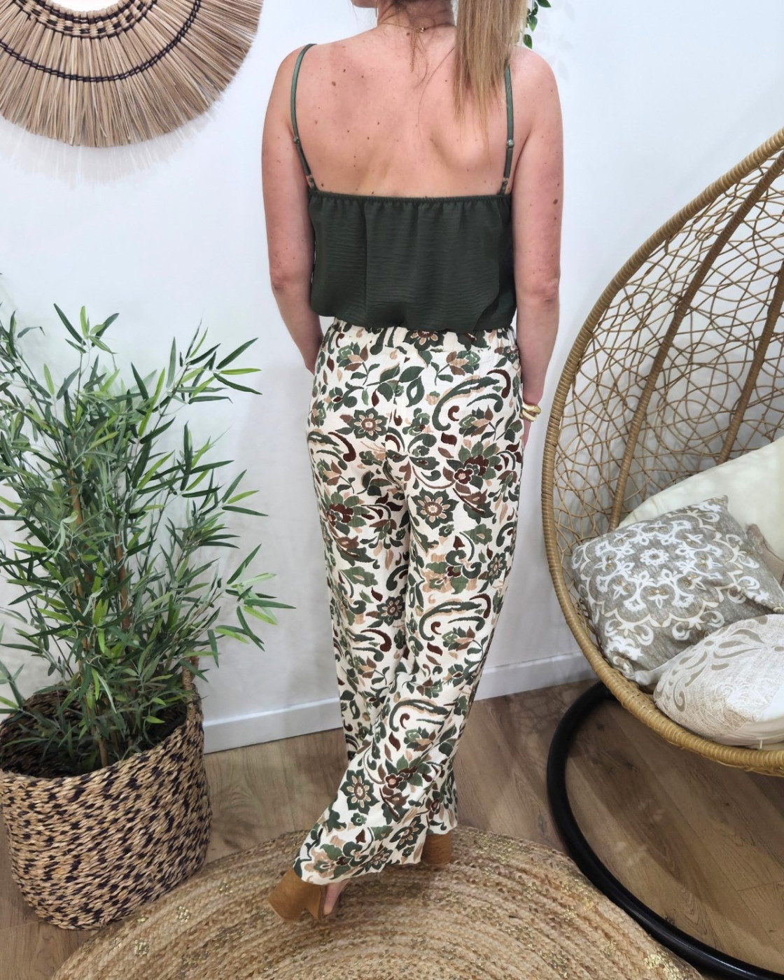Pantalon femme fluide beige et kaki Contessa