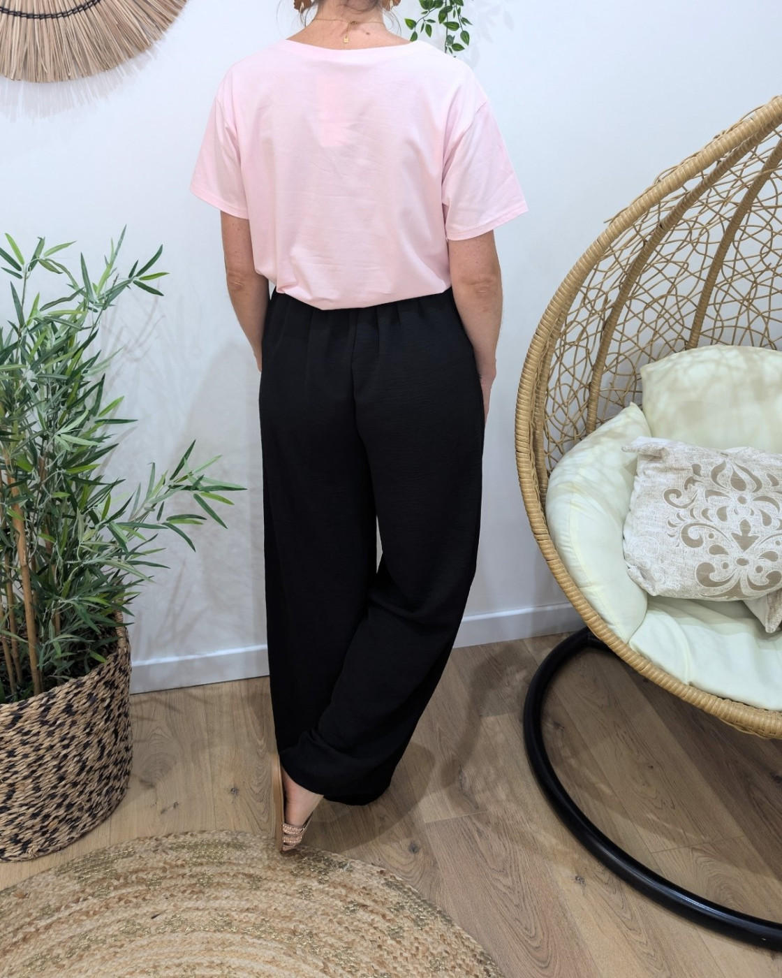 Pantalon femme fluide noir ceinture fleurie Clizia