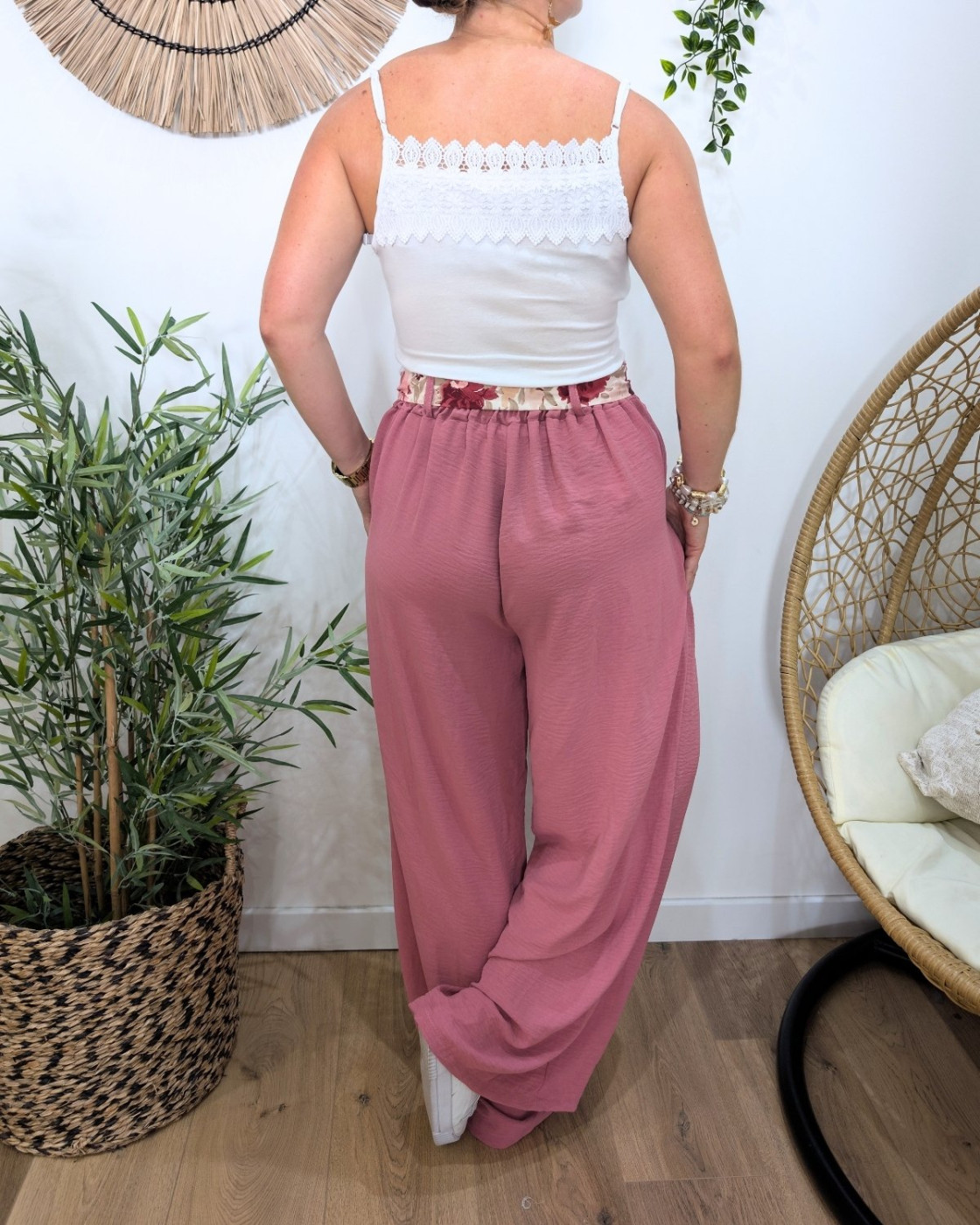 Pantalon femme fluide rose ceinture fleurie Clizia