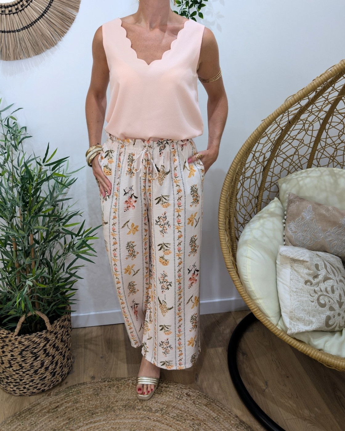 Top femme rose dos boutonné Célestia