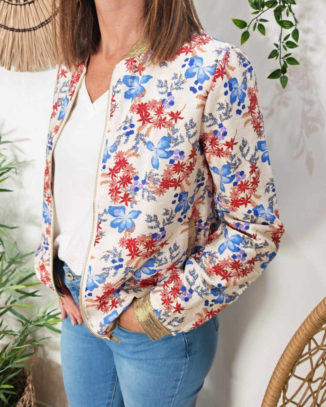 Bombers femme beige fleurs bleus et rouges Daryna