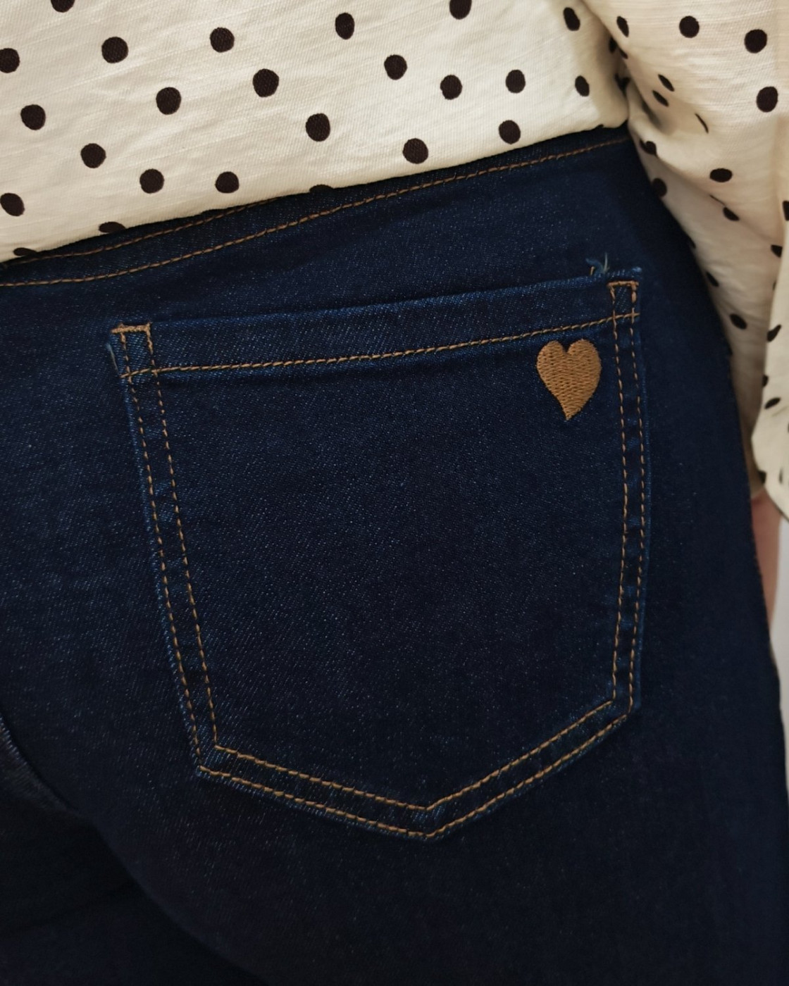 Jean femme wide leg bleu brut coeur brodé