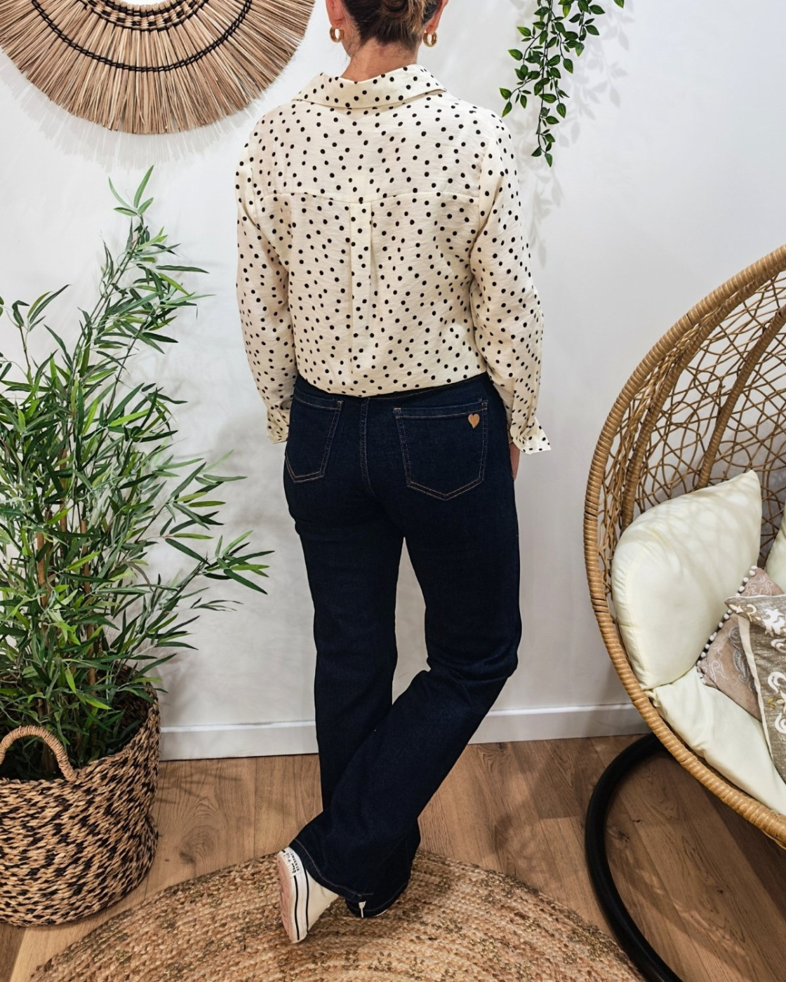 Jean femme wide leg bleu brut coeur brodé