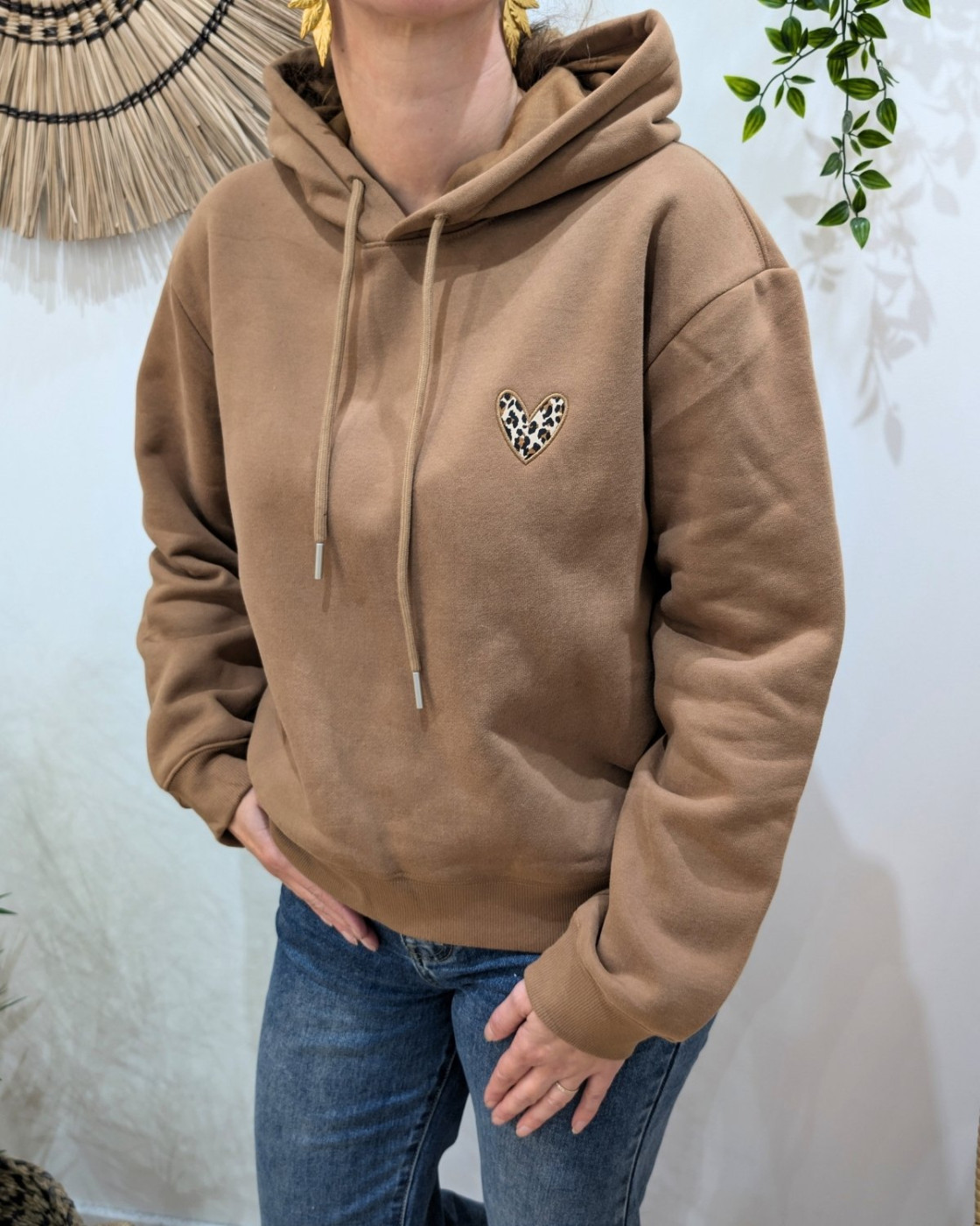 Sweat à capuche femme marron coeur léopard