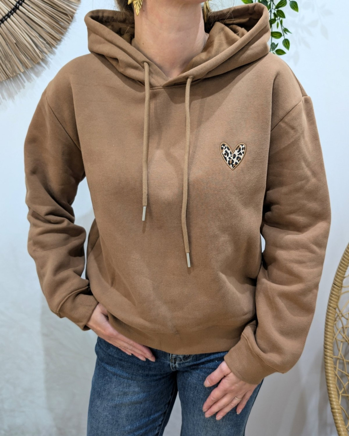 Sweat à capuche femme marron coeur léopard