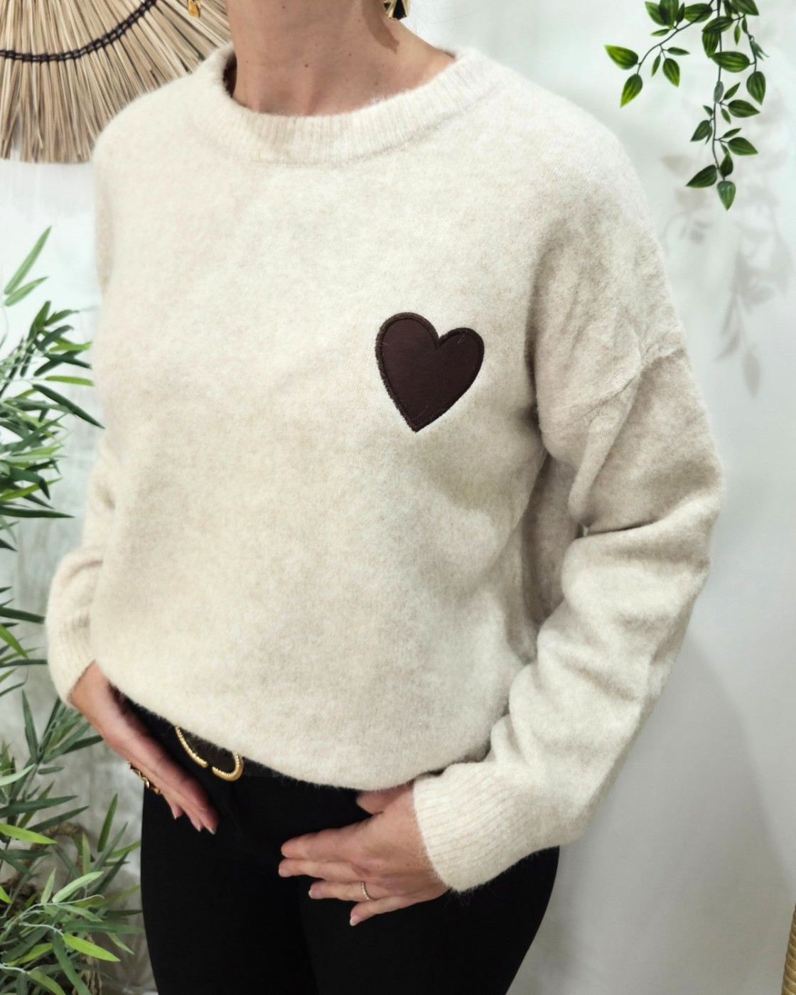 Pull femme beige love yourself first