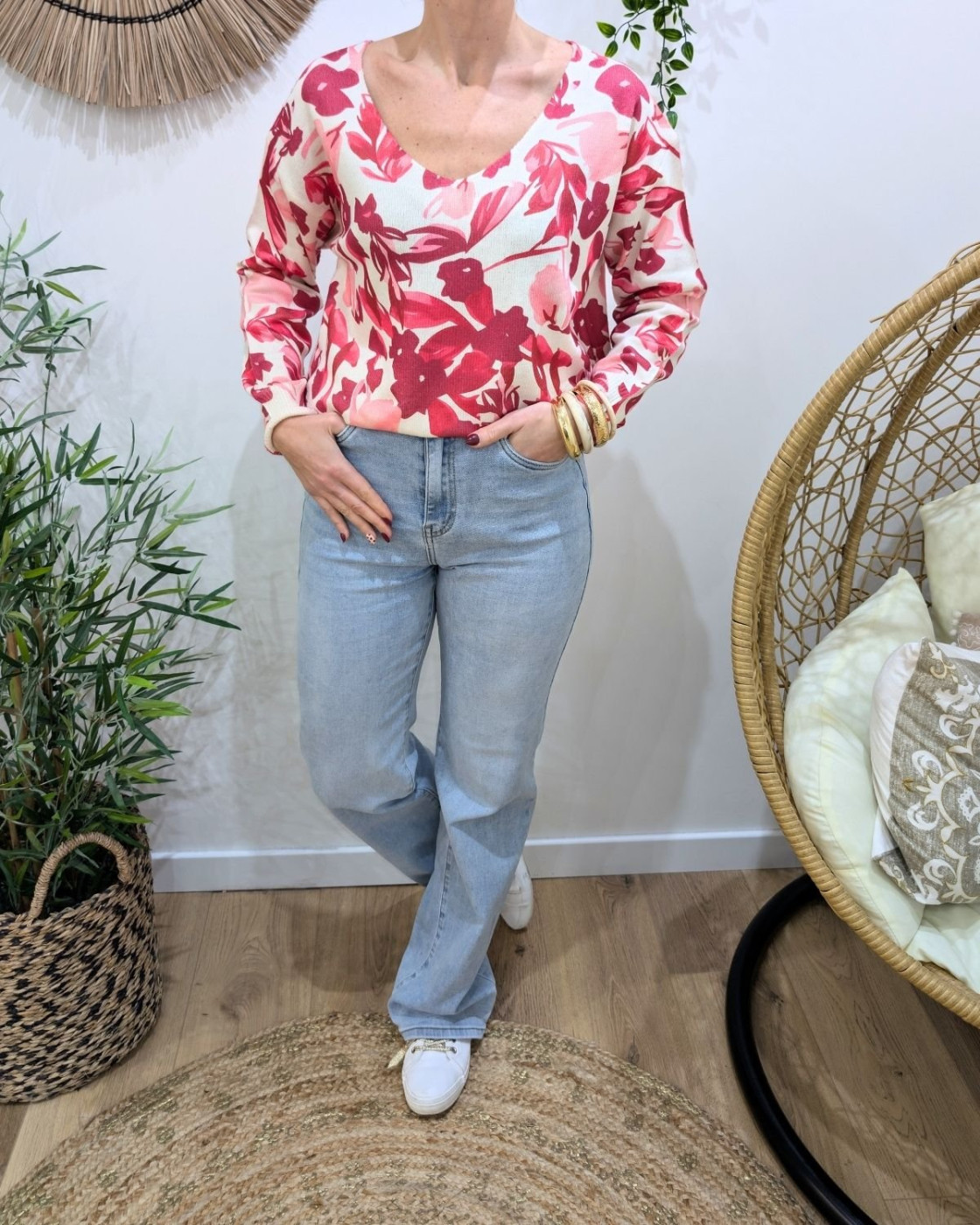 Pull femme col V beige et rose