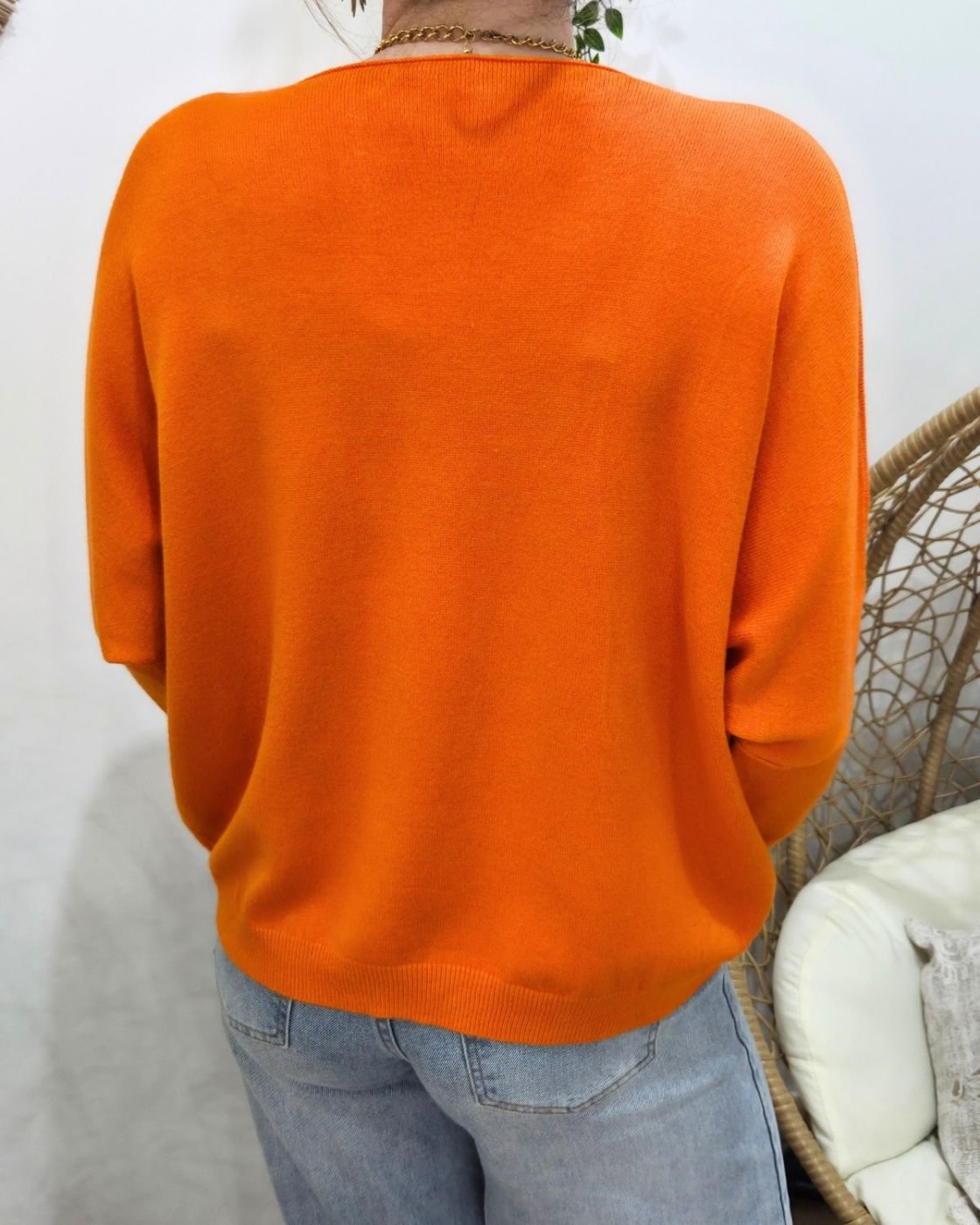 Pull femme col V Dirty dans la tête dancing dans le corps pailleté