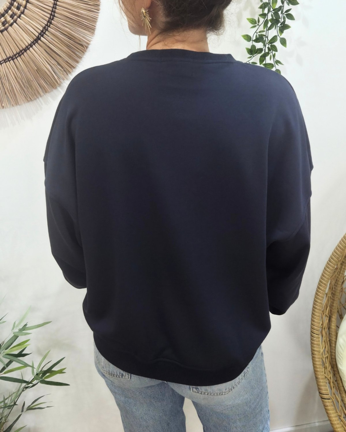 Sweat femme bleu marine broderie DRAMA QUEEN jaune