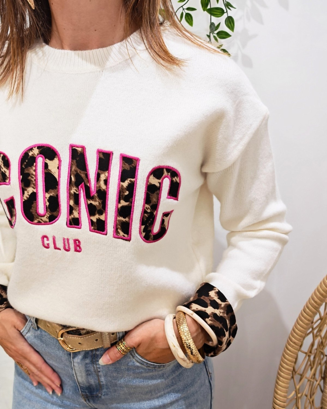 Pull femme beige ICONIC club léopard et rose