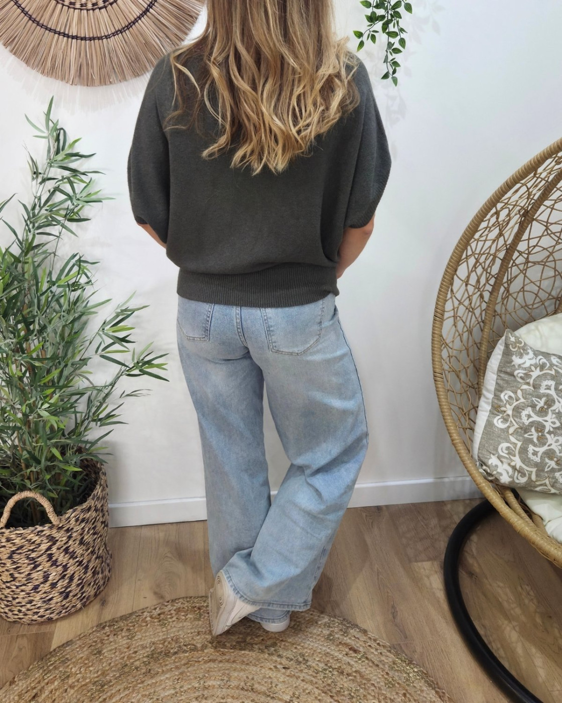 Pull femme col rond manches chauve souris étoile léopard