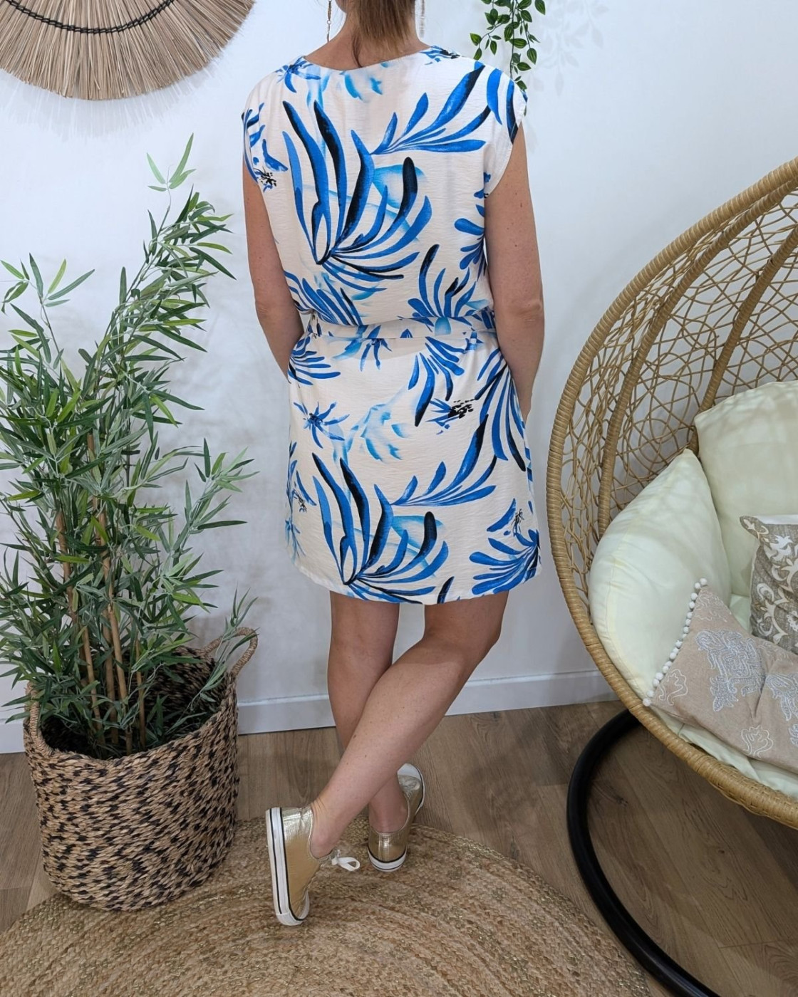 Robe femme droite écrue fleurs bleues Maïana