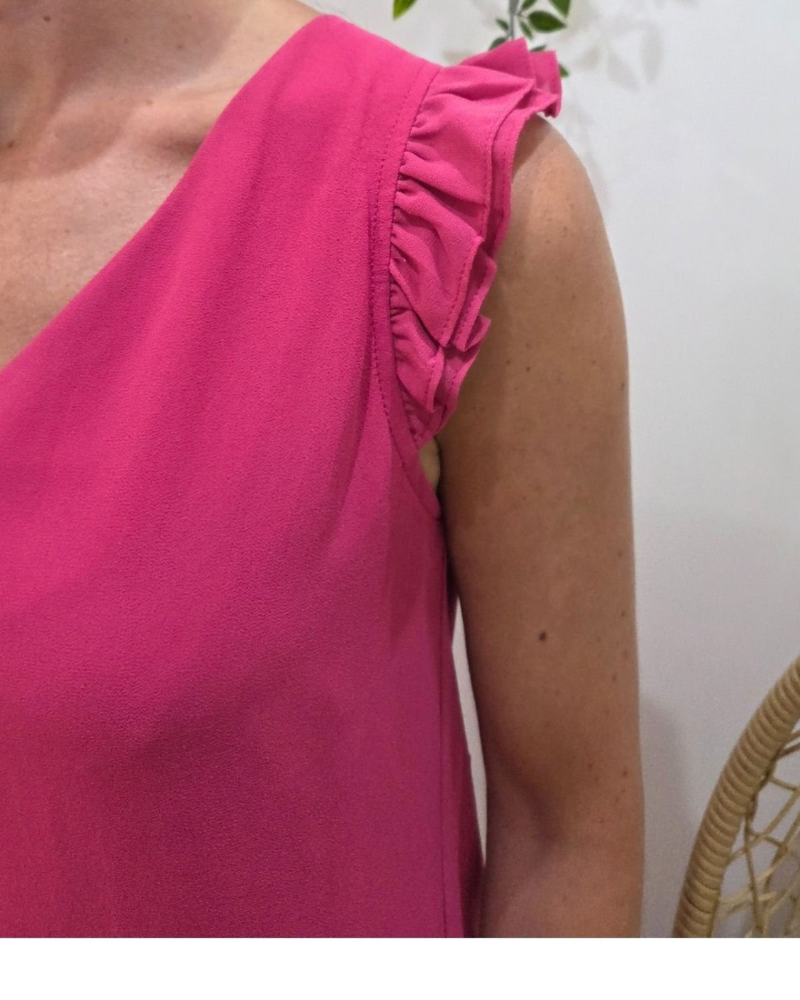 Robe femme droite rose fuchsia manches à volants Isandra