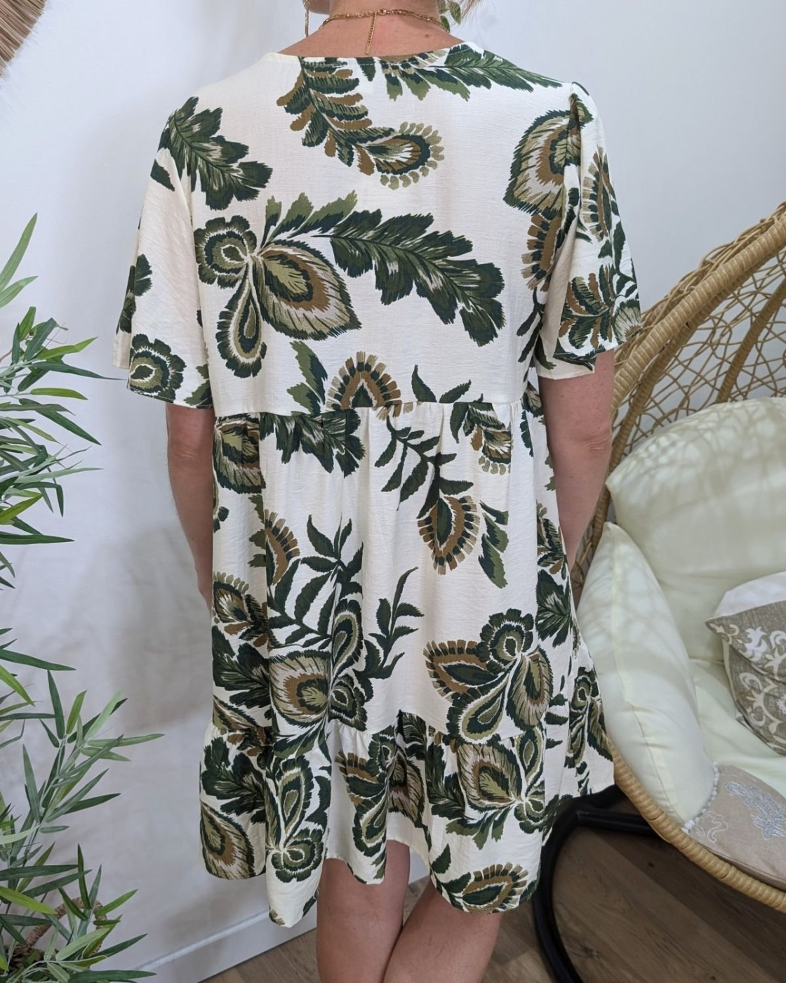 Robe chemise femme écrue feuilles vertes kaki Théaïs