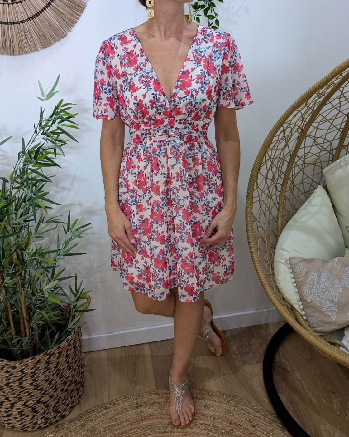 Robe femme blanche fleurs fuchsia bleu mauves Eïra