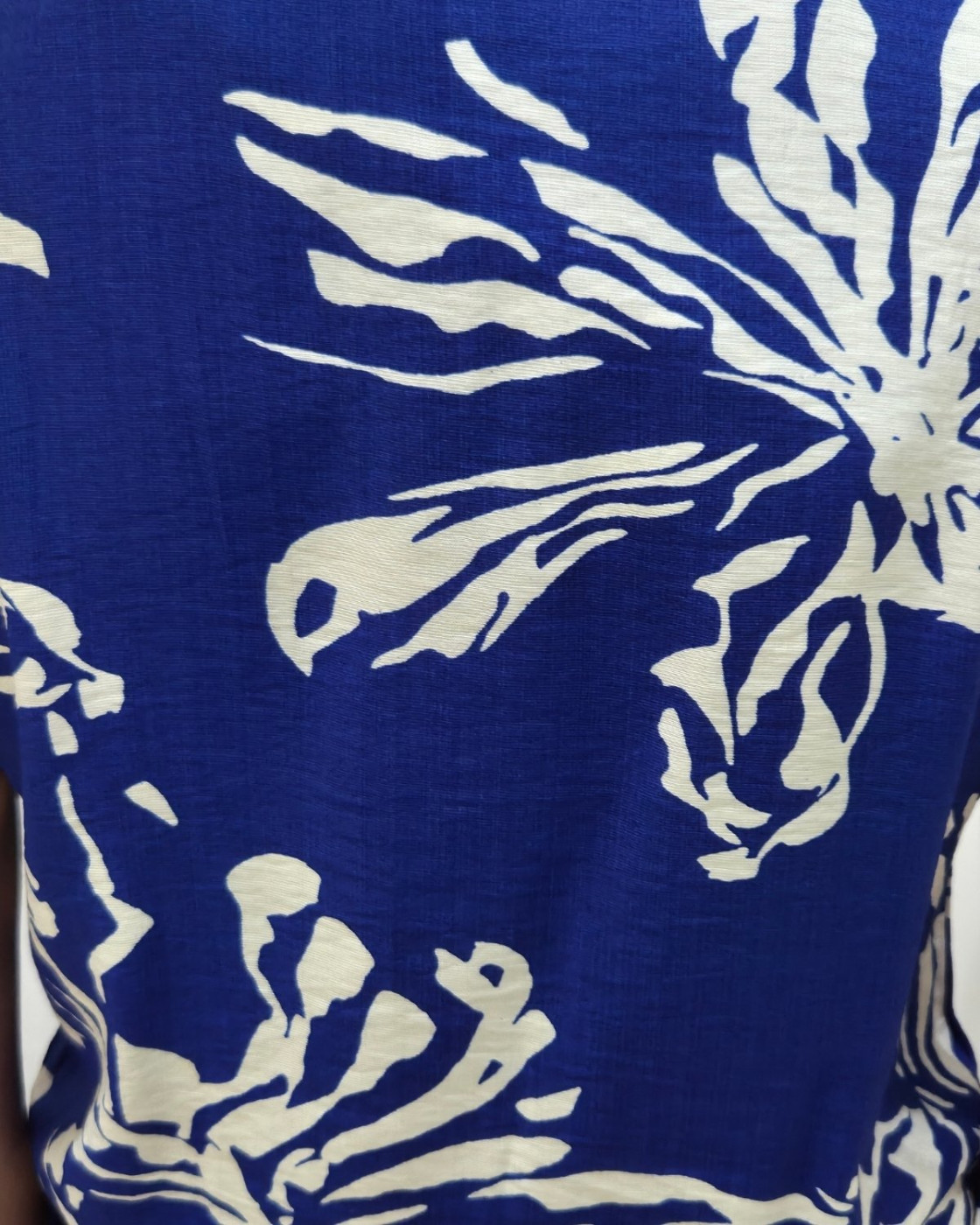 Robe femme droite bleue roi fleurs écrues Augustine