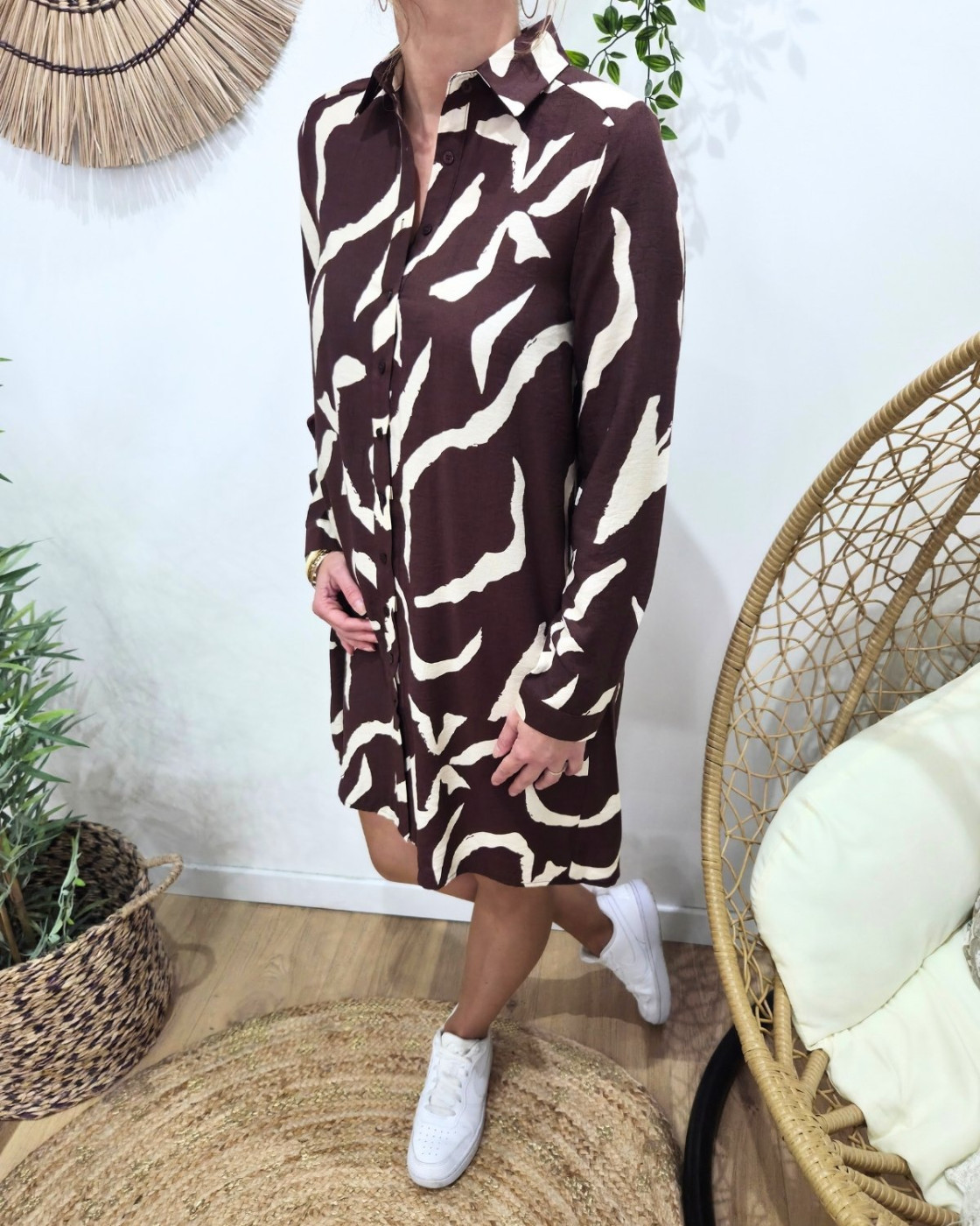 Robe chemise femme droite marron et beige Axellea