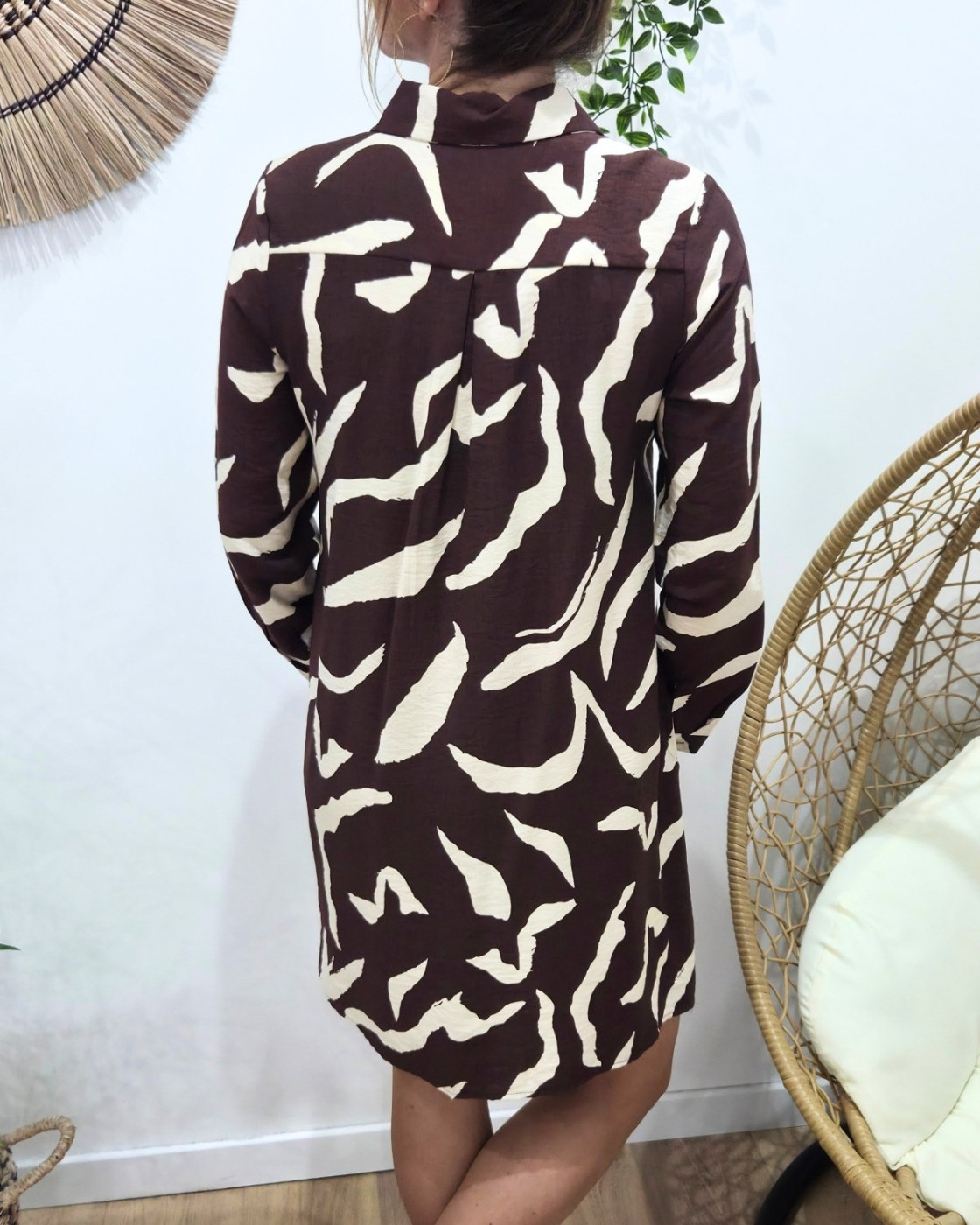 Robe chemise femme droite marron et beige Axellea