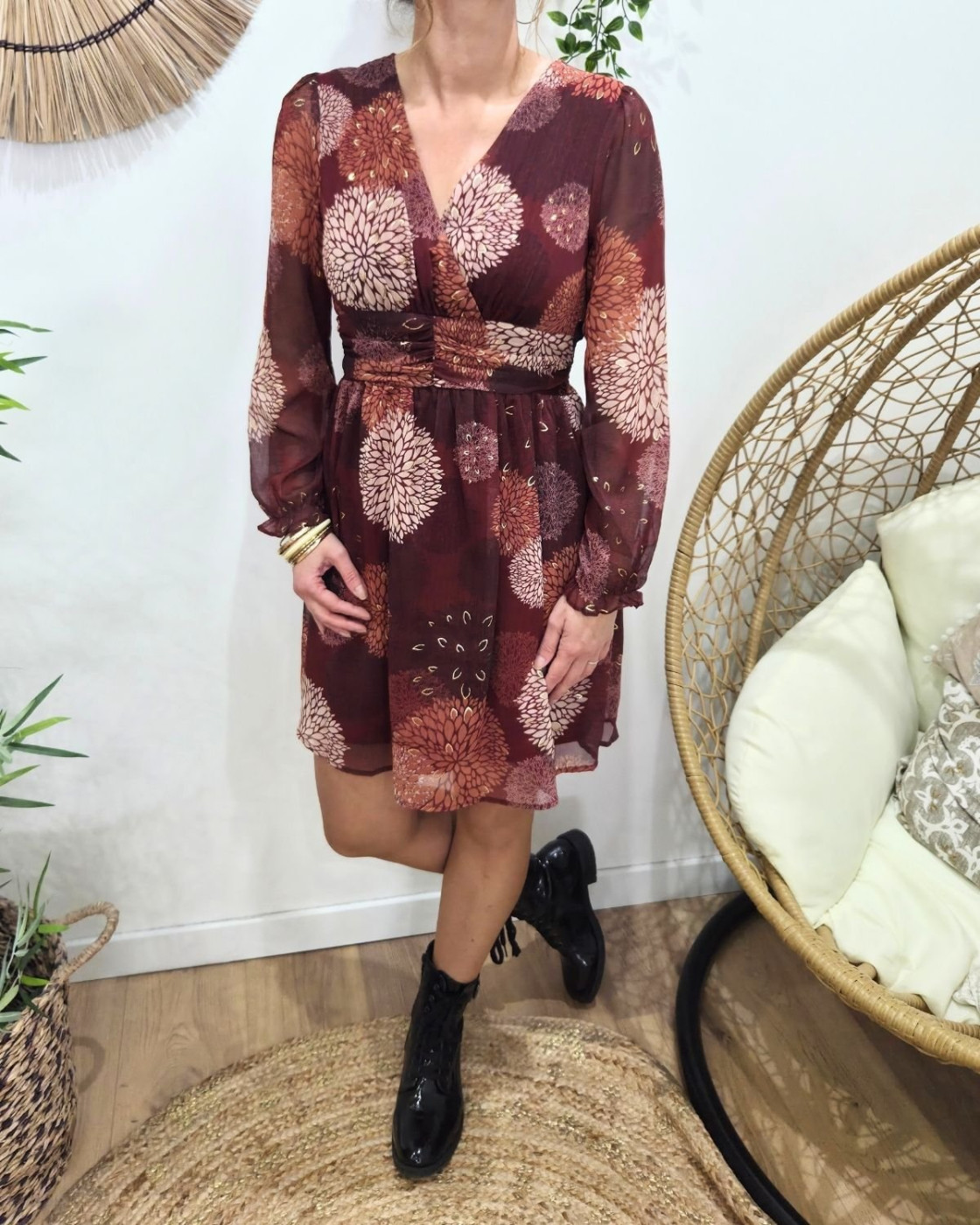 Robe femme bordeaux fleurs terracotta beiges et dorures Lounaé